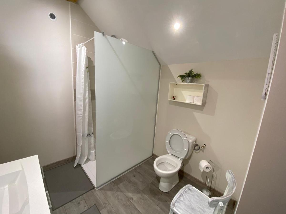 Chambre Privative Chez Toutoune Fontainebrux Экстерьер фото